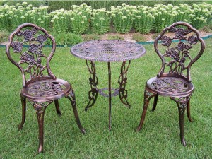 Outdoor Inspiration: Bistro Sets